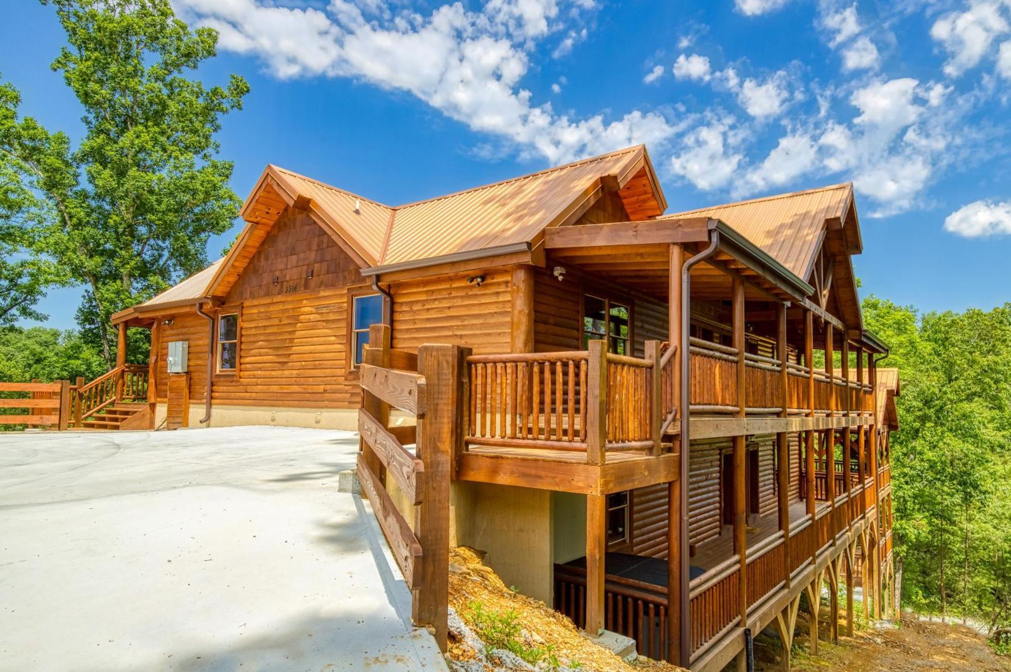 Majestic Splash- 8 Bedroom, Indoor Pool, Hot Tub, 1089 Free Tickets Each Paid Day, Dollywood Sevierville Bagian luar foto