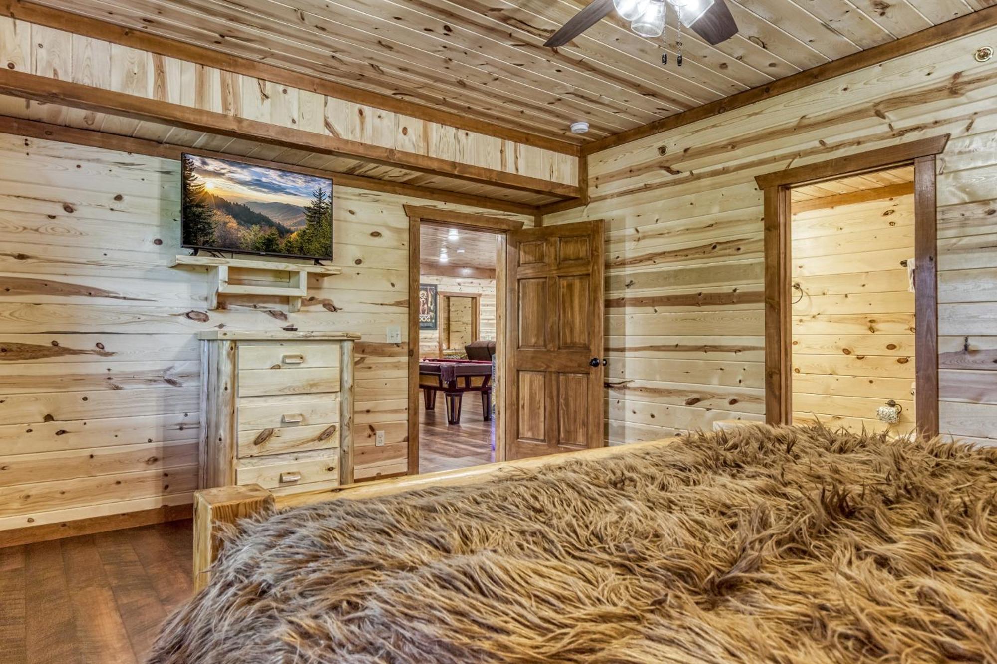 Majestic Splash- 8 Bedroom, Indoor Pool, Hot Tub, 1089 Free Tickets Each Paid Day, Dollywood Sevierville Bagian luar foto