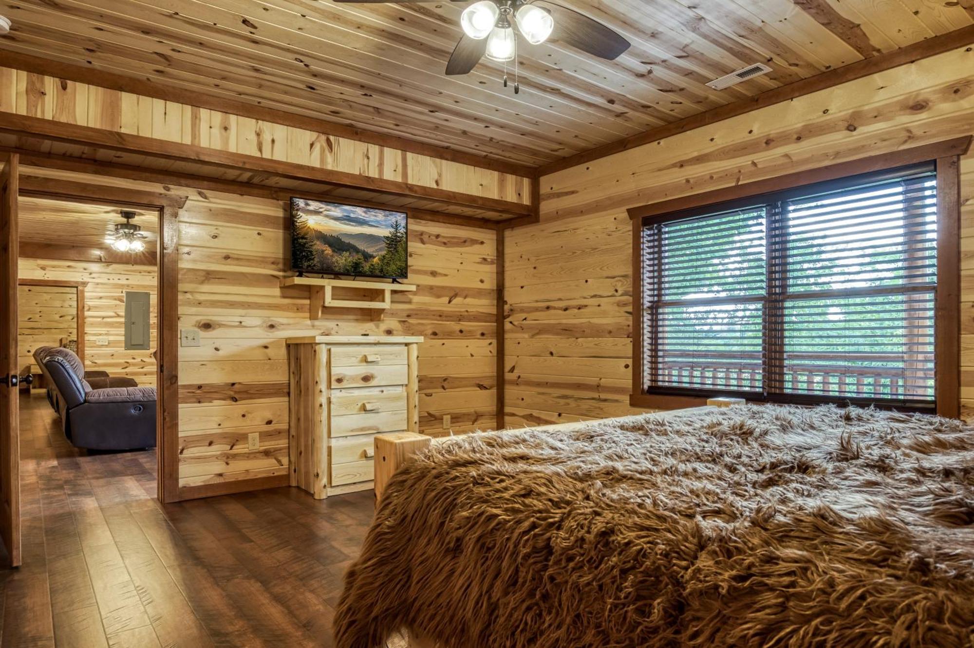 Majestic Splash- 8 Bedroom, Indoor Pool, Hot Tub, 1089 Free Tickets Each Paid Day, Dollywood Sevierville Bagian luar foto