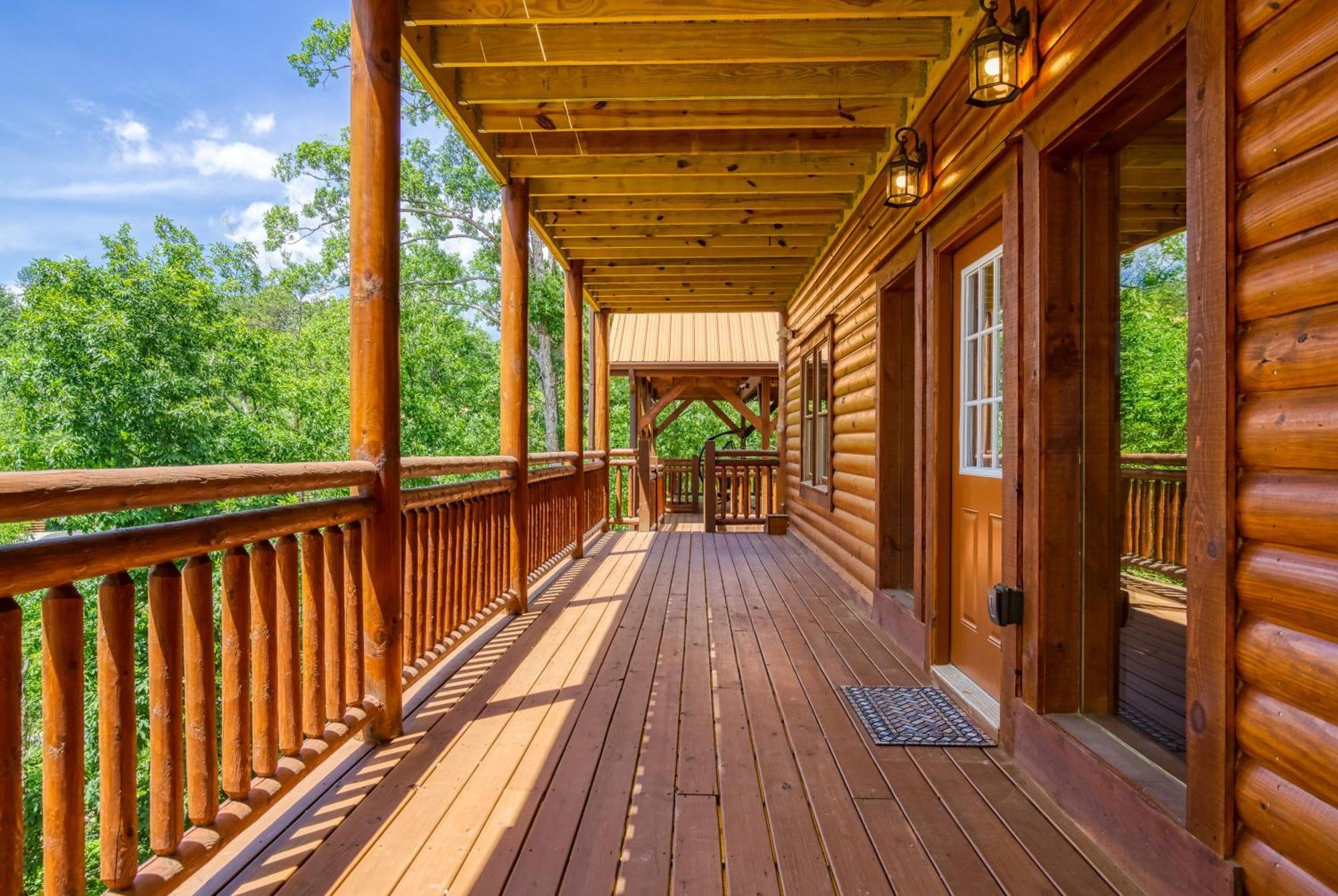 Majestic Splash- 8 Bedroom, Indoor Pool, Hot Tub, 1089 Free Tickets Each Paid Day, Dollywood Sevierville Bagian luar foto